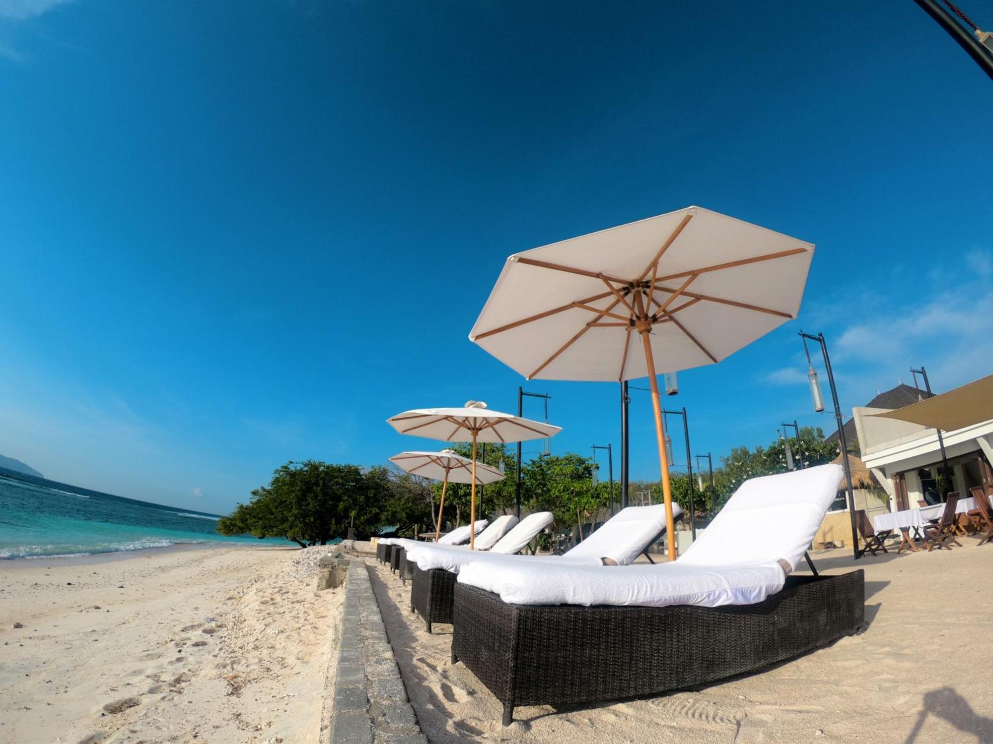Kokomo Resort Gili Trawangan Buitenkant foto