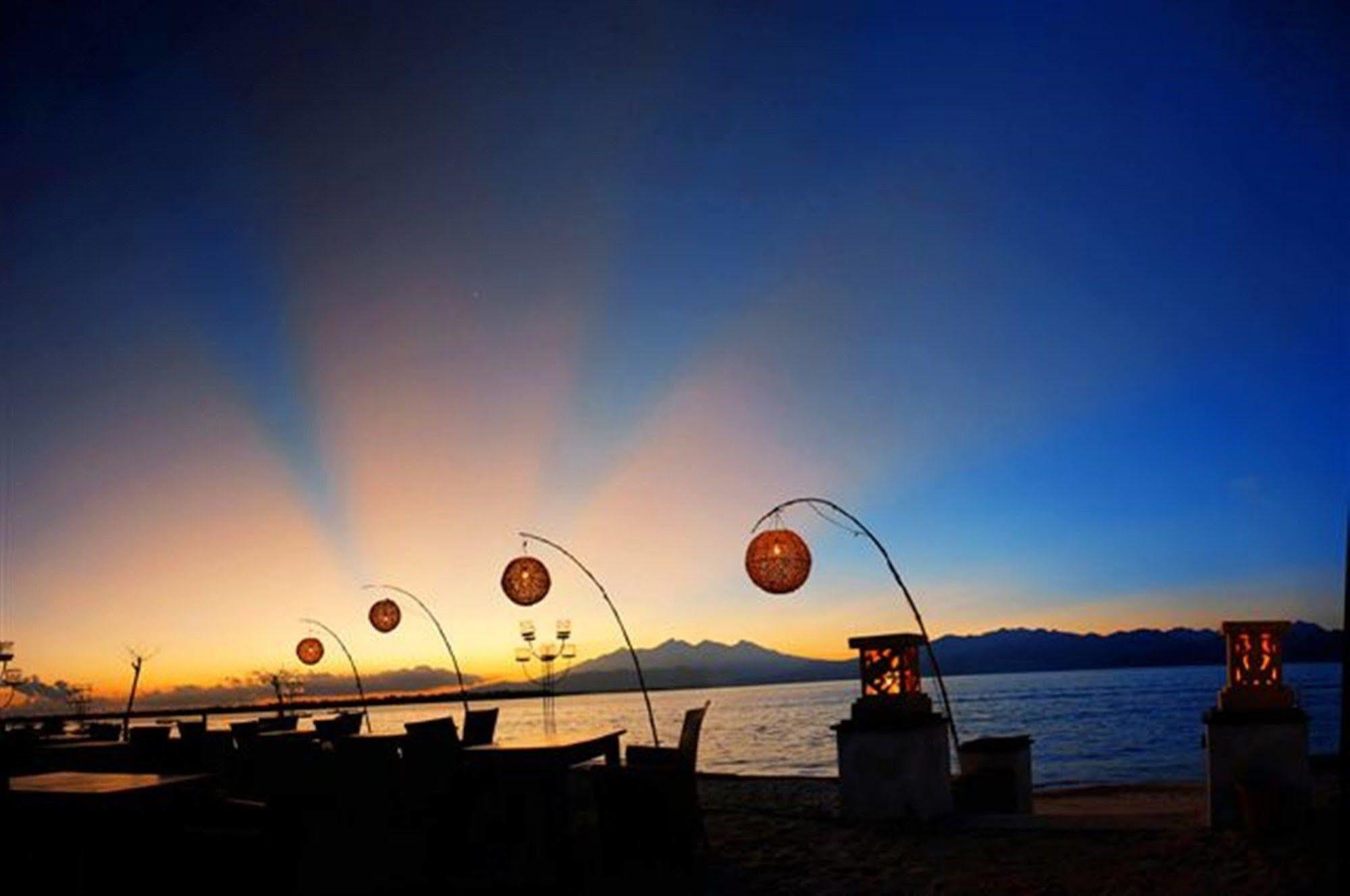 Kokomo Resort Gili Trawangan Buitenkant foto